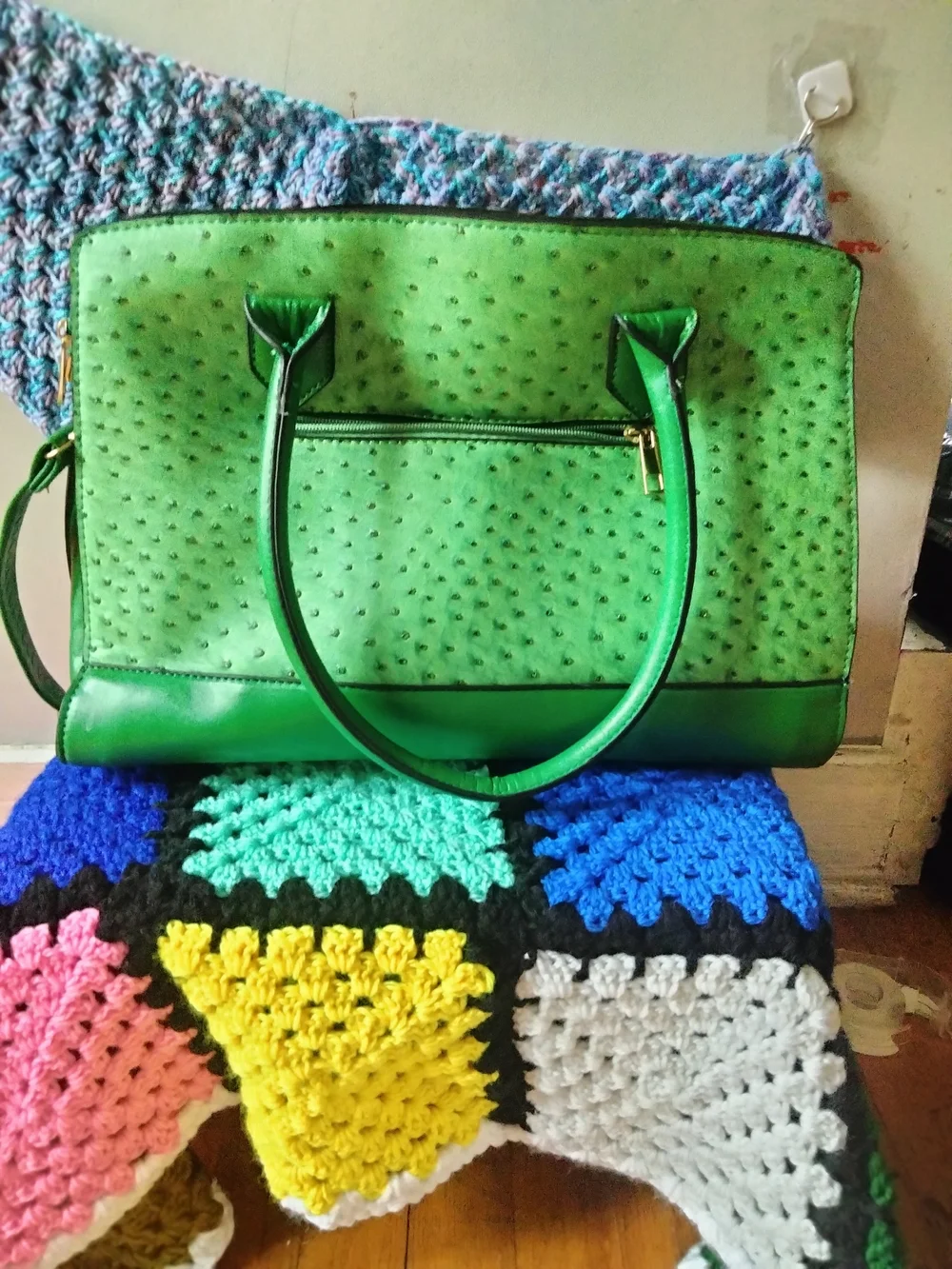 Green Faux-Ostrich Satchel Handbag - Unbranded
